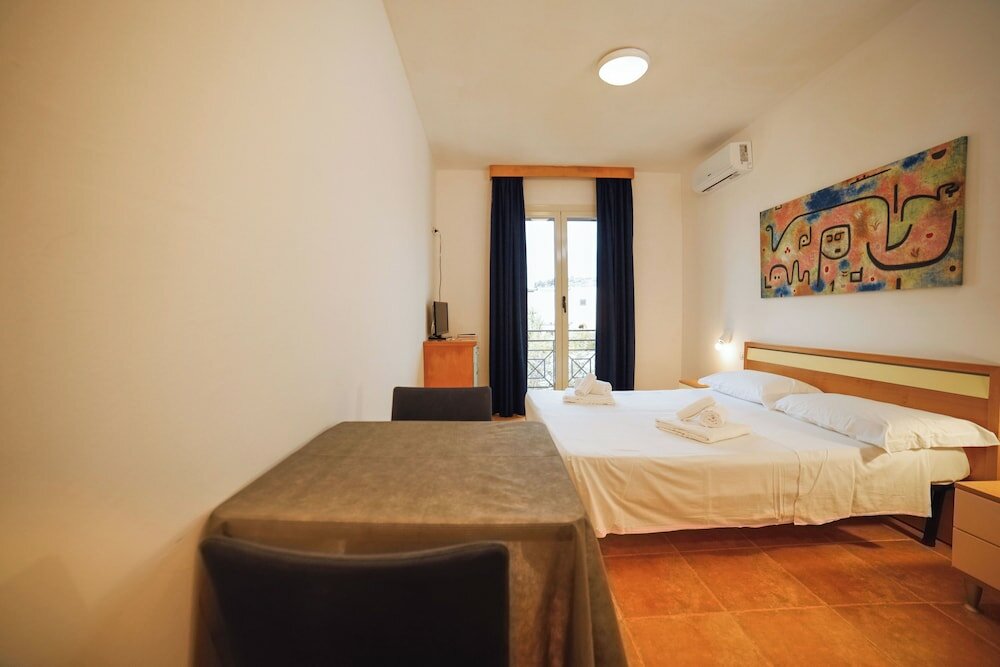 Фото Hotel Residence Oasi d'Oriente