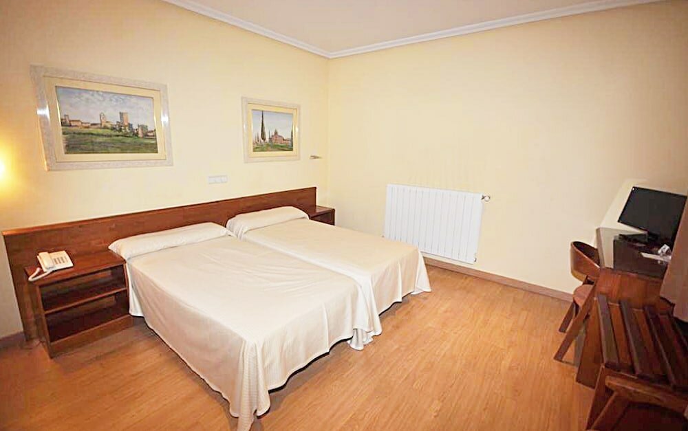 Фото Hotel Ele Acueducto