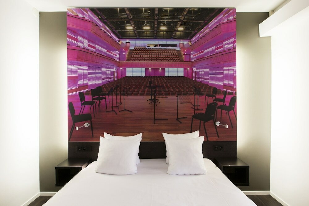 Фото The Manor Amsterdam