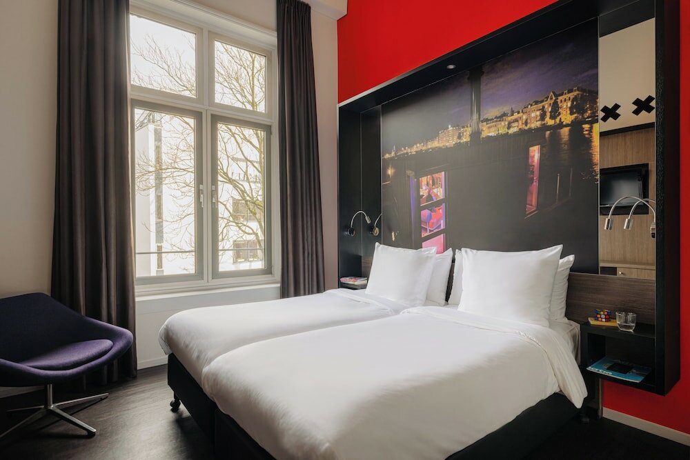 Фото The Manor Amsterdam