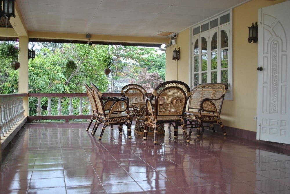 Фото Day Inn Hotel