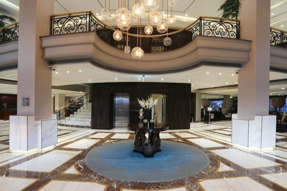 Фото Фор Пойнтс бай Шератон Лахор