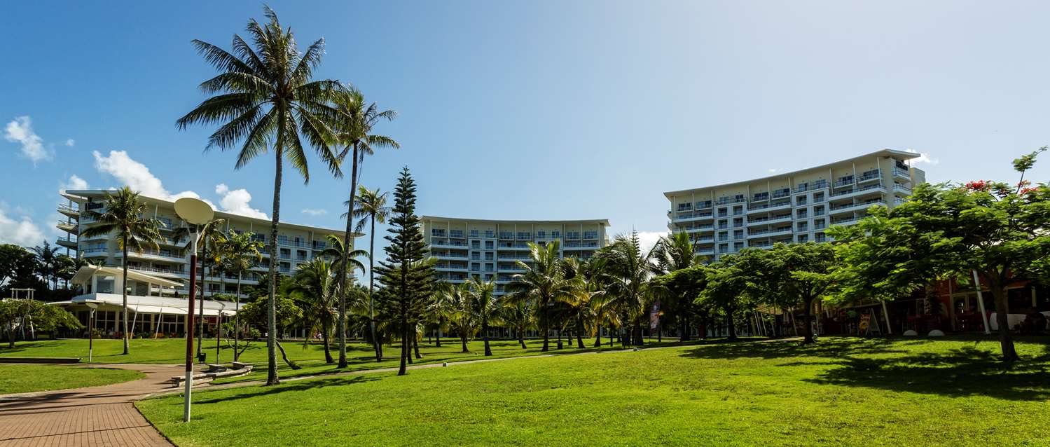 Фото Hilton Noumea La Promenade Residences