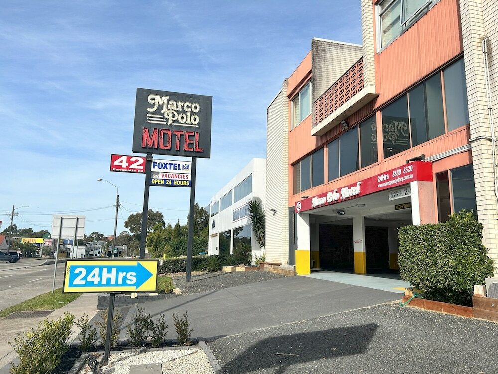 Фото Marco Polo Motor Inn Sydney Hotel
