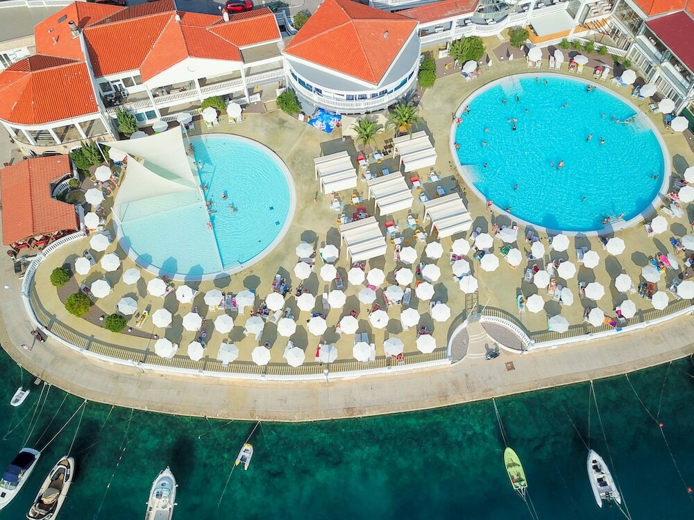 Фото Hotel Katarina