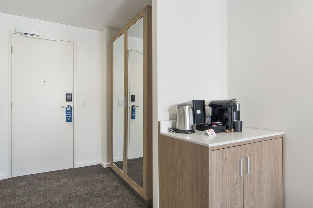 Фото Metro Hotel Perth