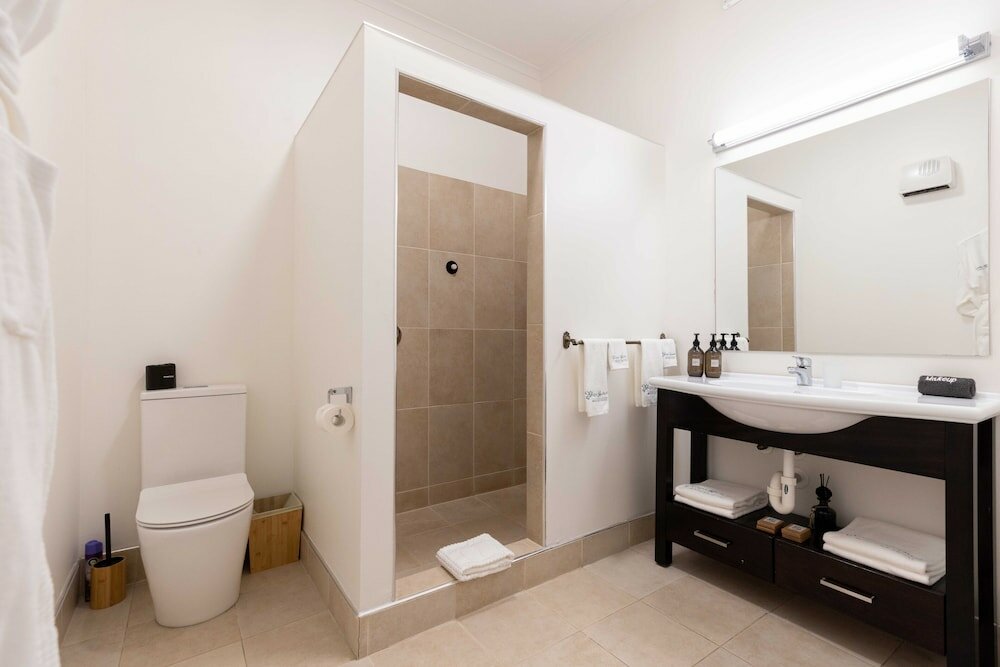 Фото Eliza's Manor Boutique Hotel