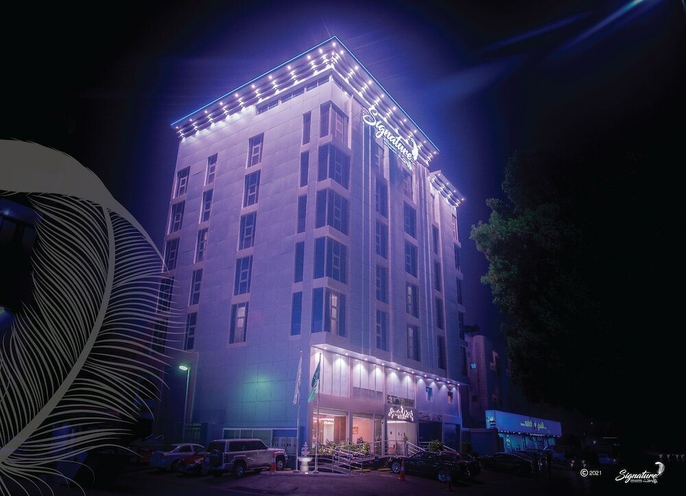 Фото Signature Hotel