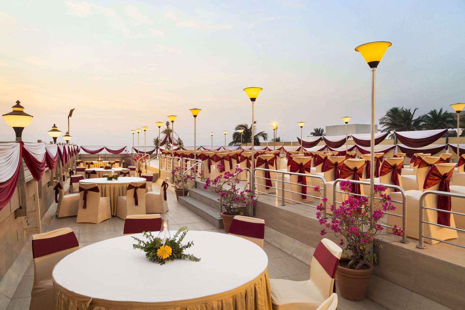 Фото Ramada Plaza by Wyndham Palm Grove