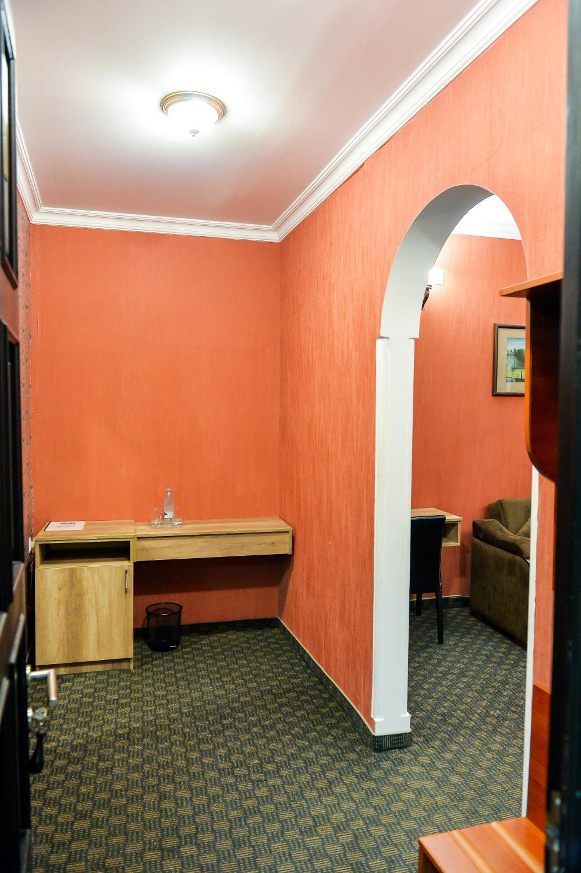 Фото Hotel Old Town