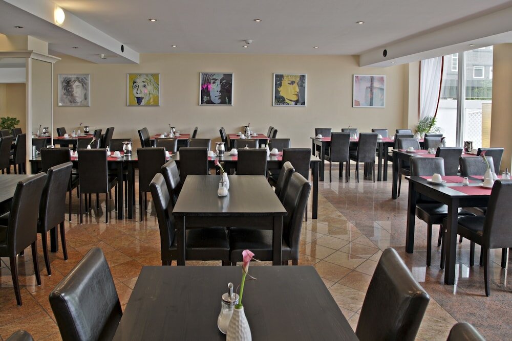 Фото Plaza Inn Hamburg Moorfleet