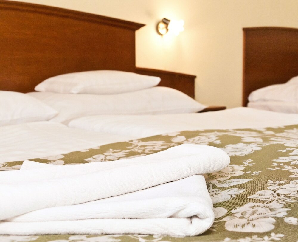 Фото Klastrom Hotel