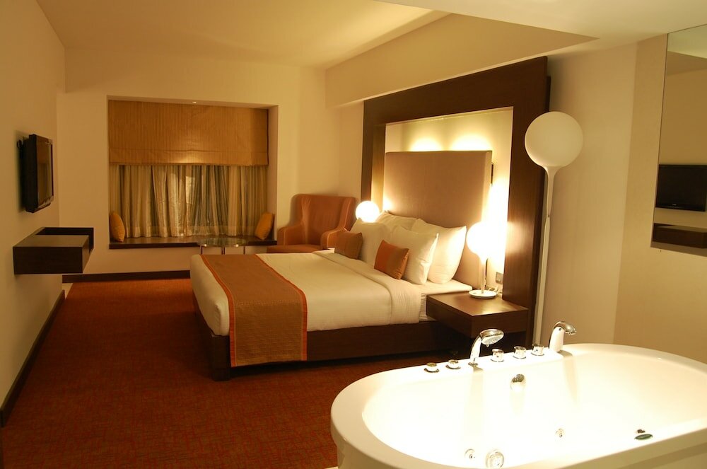 Фото The Pride Hotel