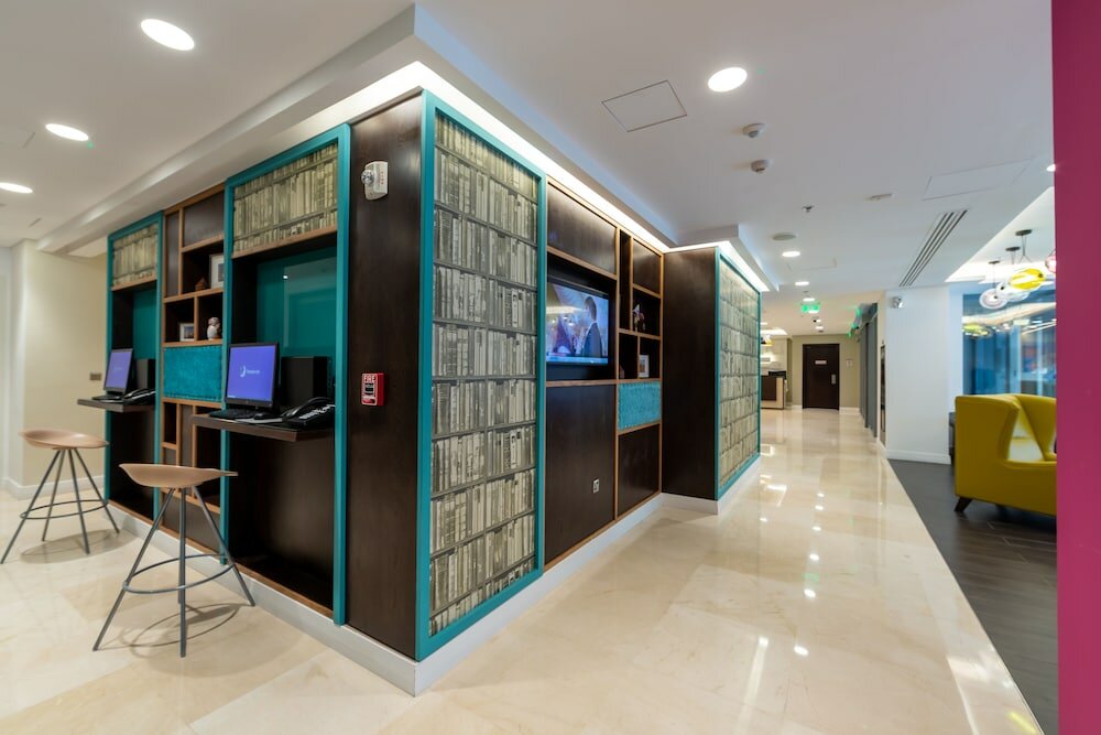 Фото Premier Inn Doha Airport