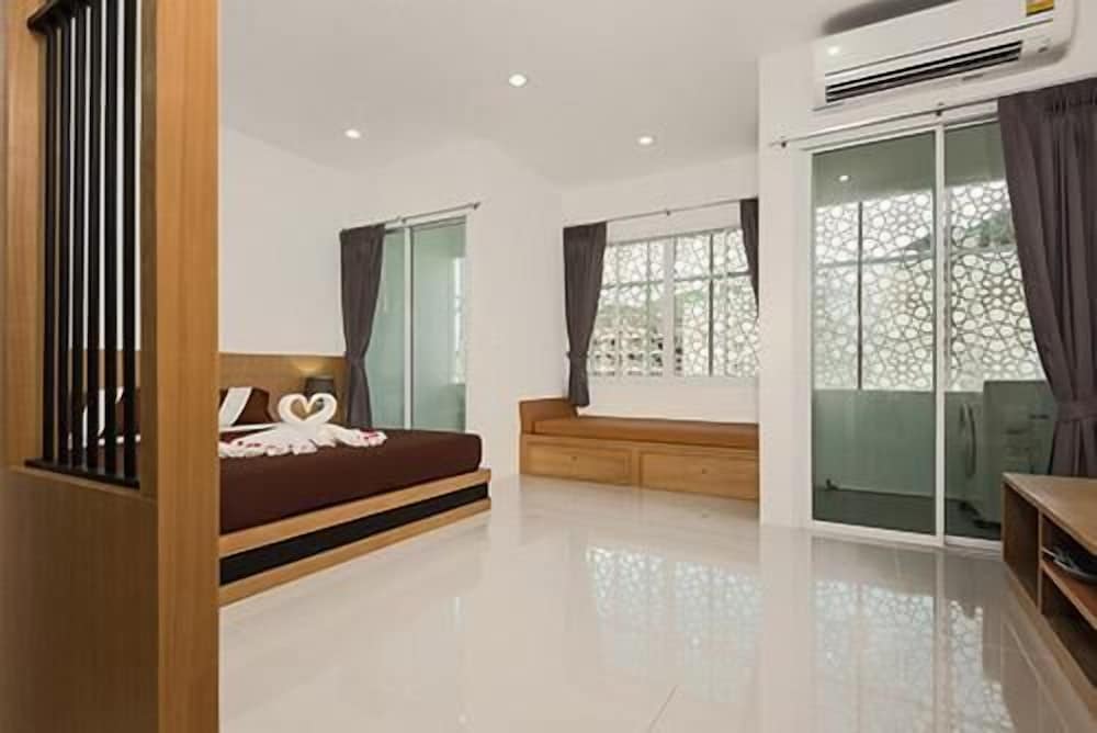 Фото 7Q Bangla Hotel