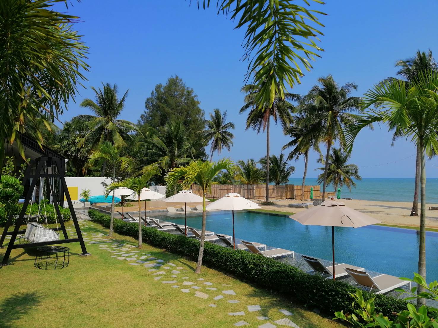 Фото Tungtong Beach Villas