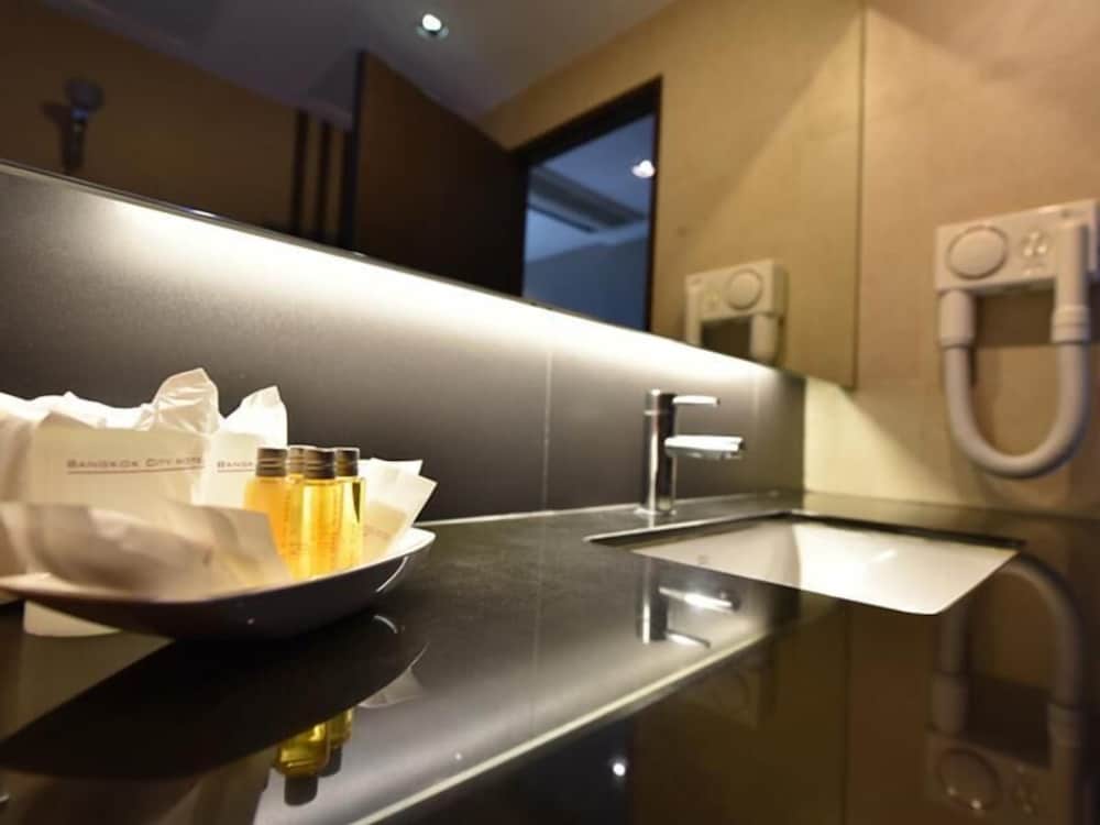Фото Bangkok City Hotel