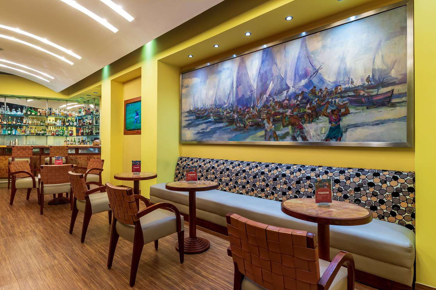 Фото Grand Hotel Guayaquil, Ascend Hotel Collection