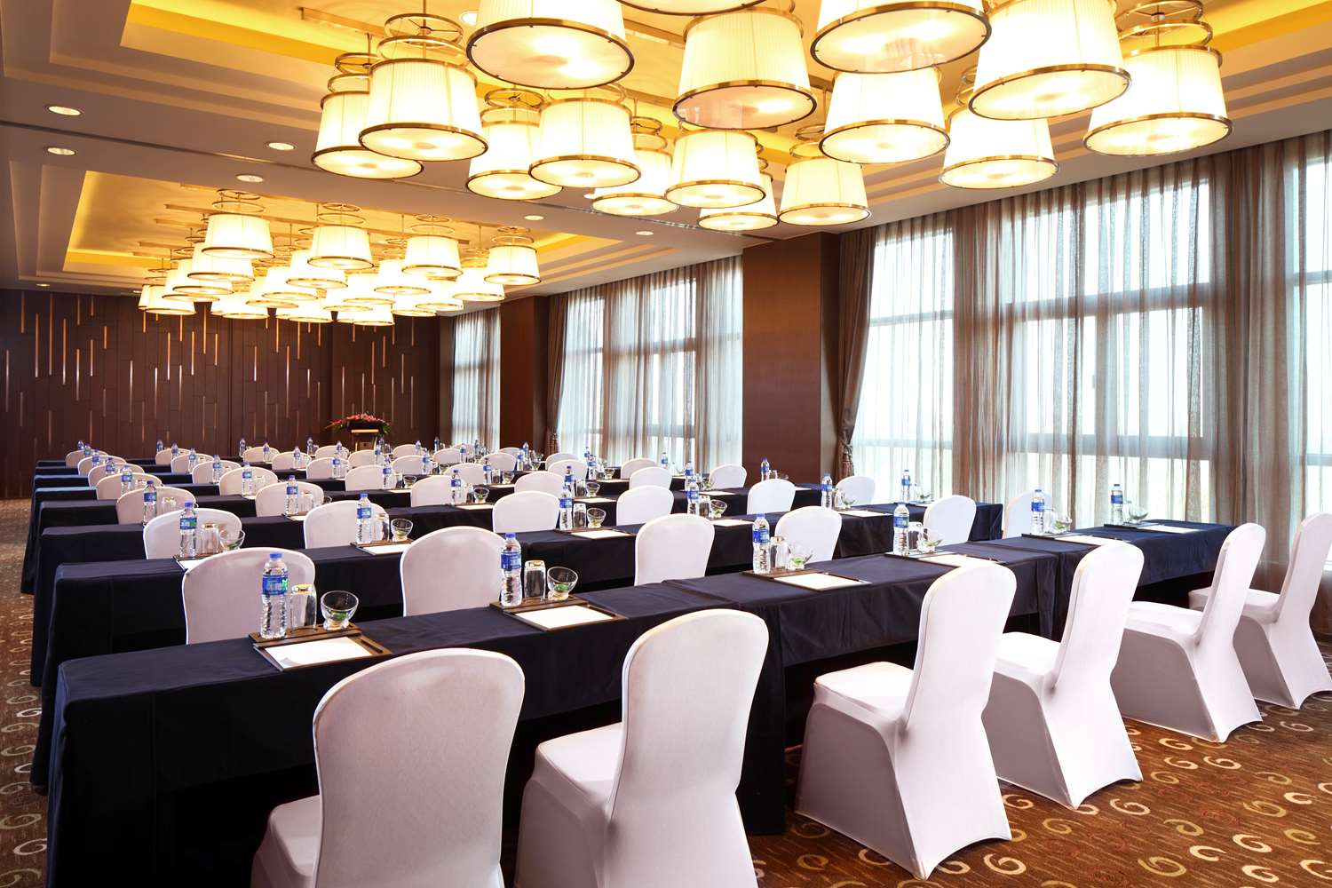 Фото Doubletree by Hilton Hotel Jiaxing