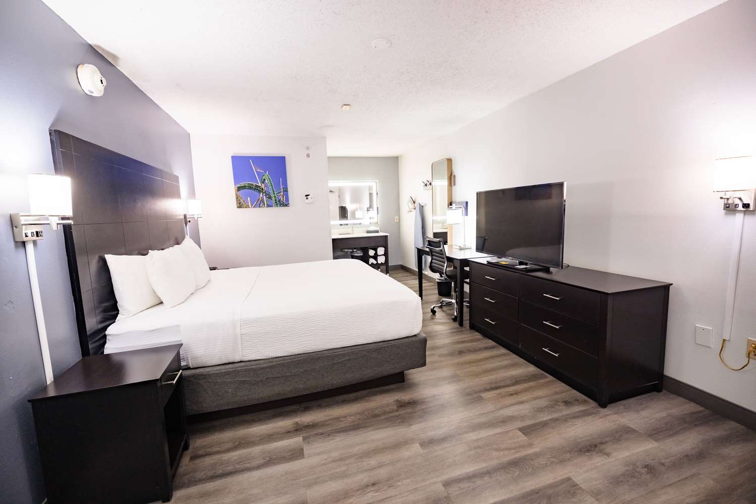 Фото La Quinta Inn by Wyndham Tampa Near Busch Gardens