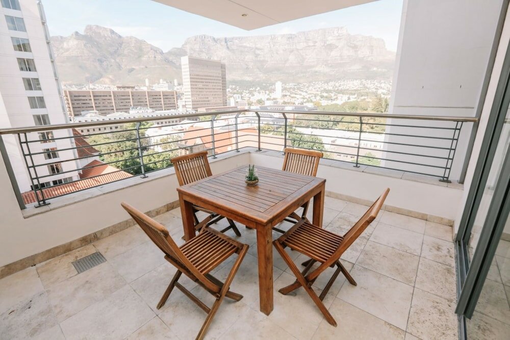 Фото Mandela Rhodes Place Hotel