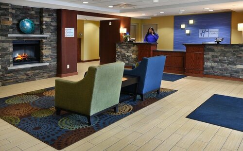 Внешний вид отеля Holiday Inn Express & Suites Milford, an Ihg Hotel в Милфорде, фото 4