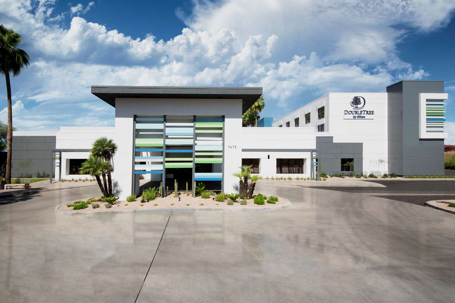 Фото DoubleTree by Hilton Phoenix Chandler