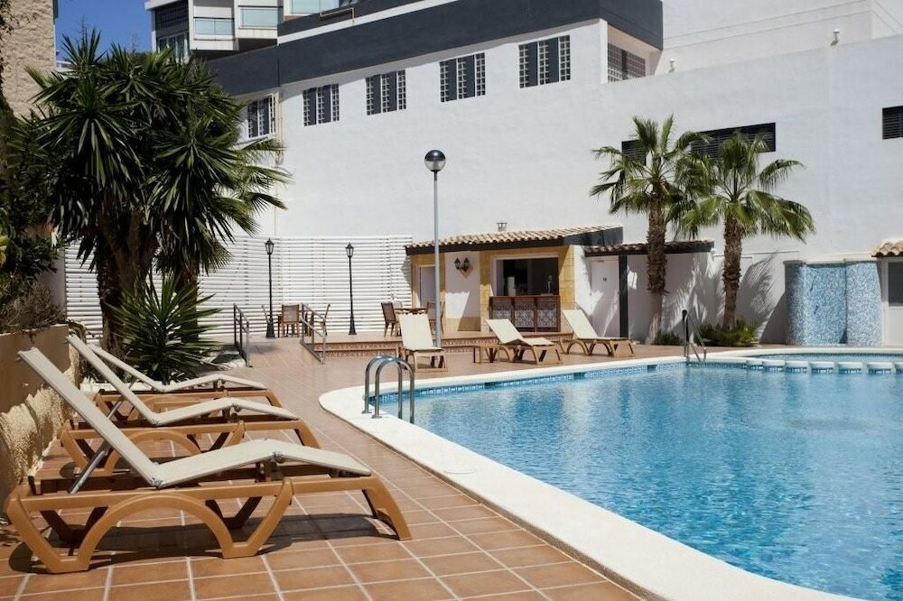 Фото Hotel La Familia Gallo Rojo