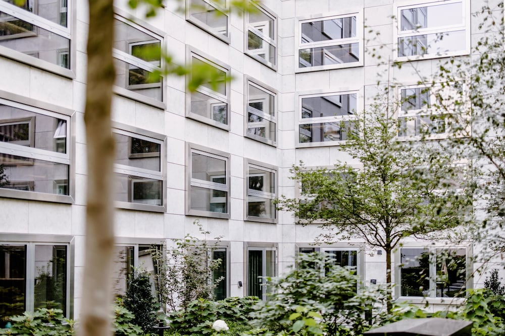 Фото The Flag West M.