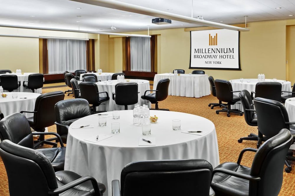 Фото Millennium Premier New York Times Square