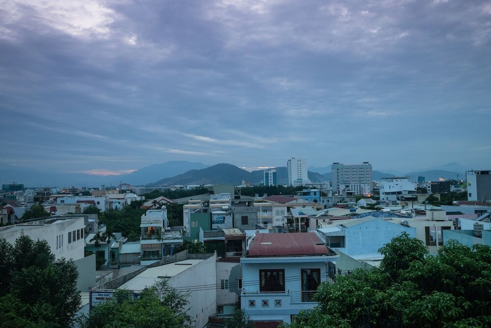 Фото Vic House Hotel