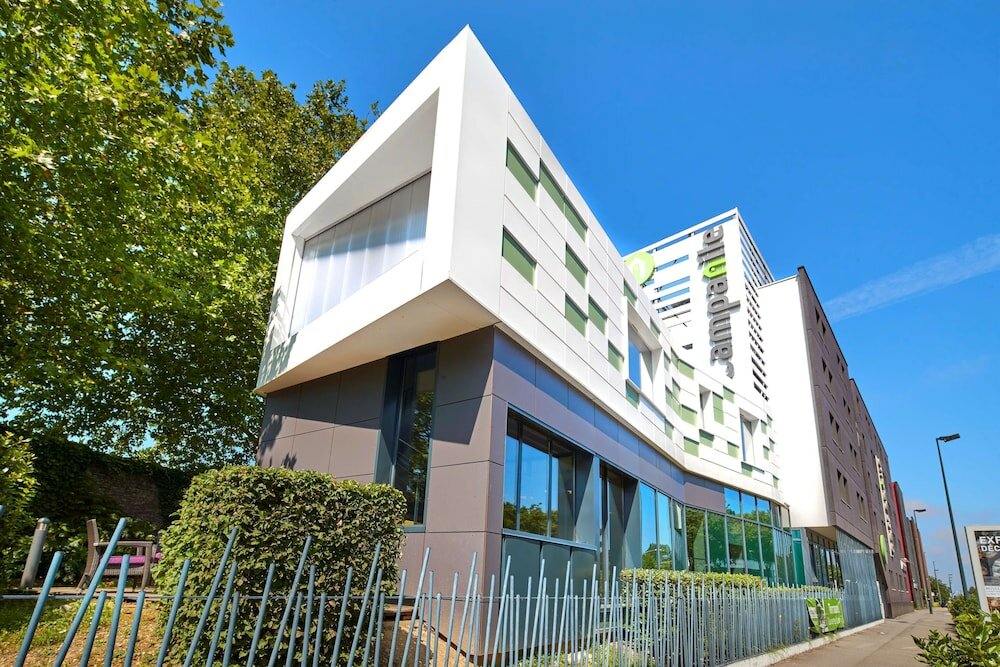 Фото Campanile Nantes Centre - Saint Jacques