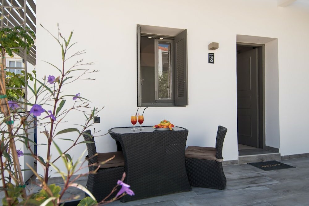 Фото Sunny Garden