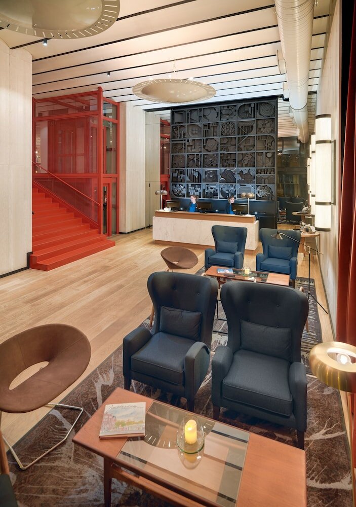 Фото H10 Puerta de Alcalá