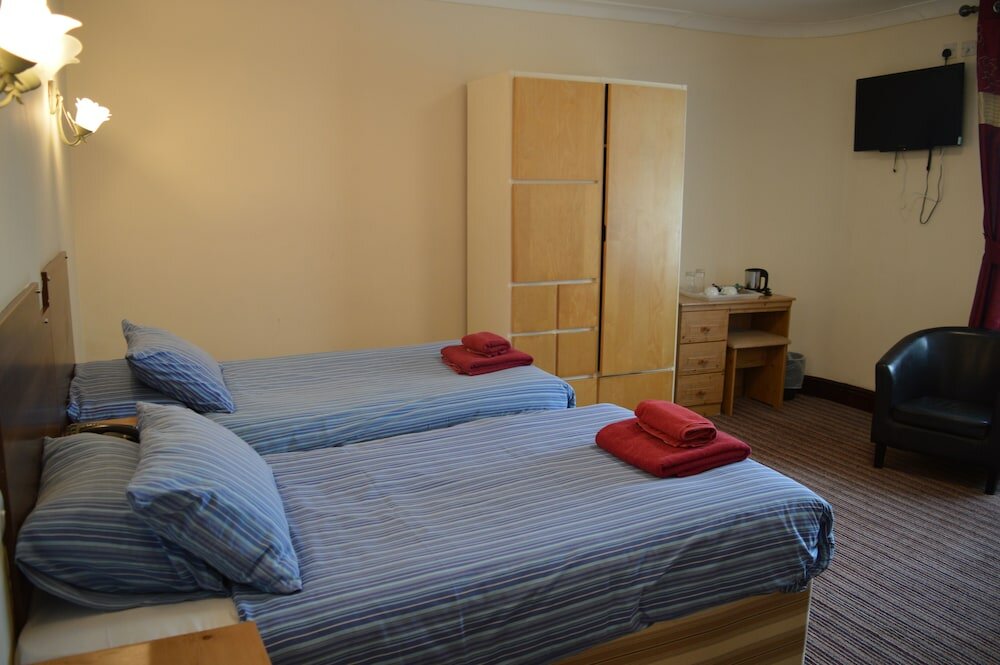 Фото The Globe Hotel