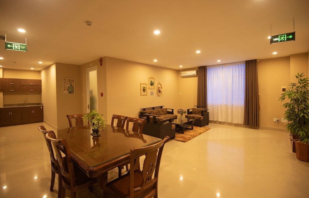 Фото Vic House Hotel