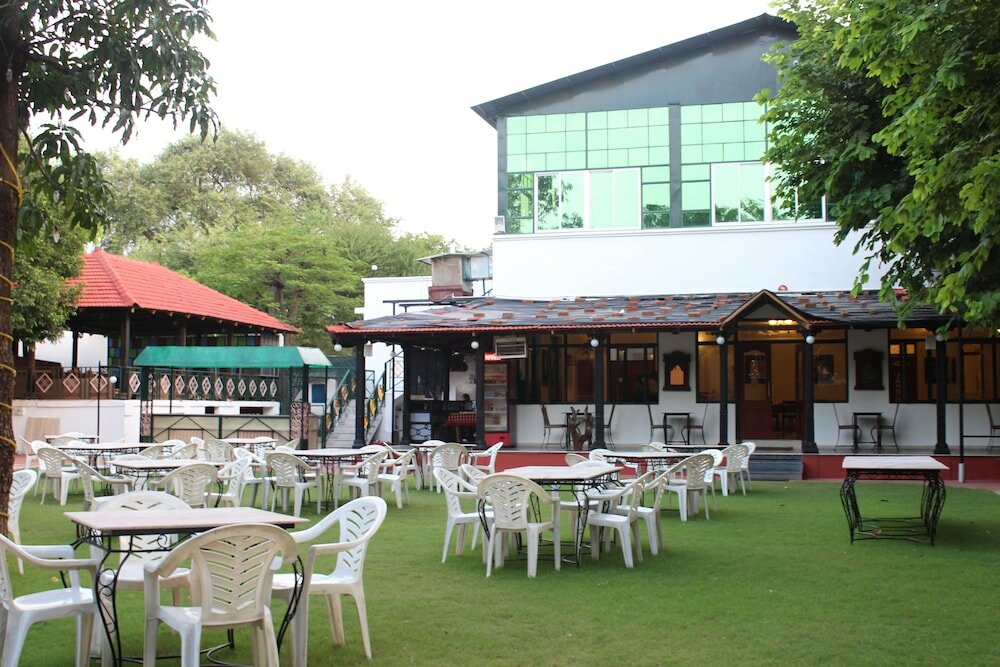 Фото Amantra Shilpi Resort & SPA