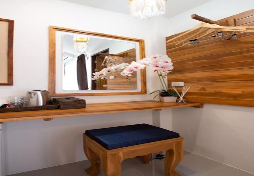 Фото Anumat Premium Budget Hotel