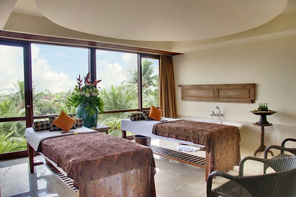 Фото Komaneka at Rasa Sayang