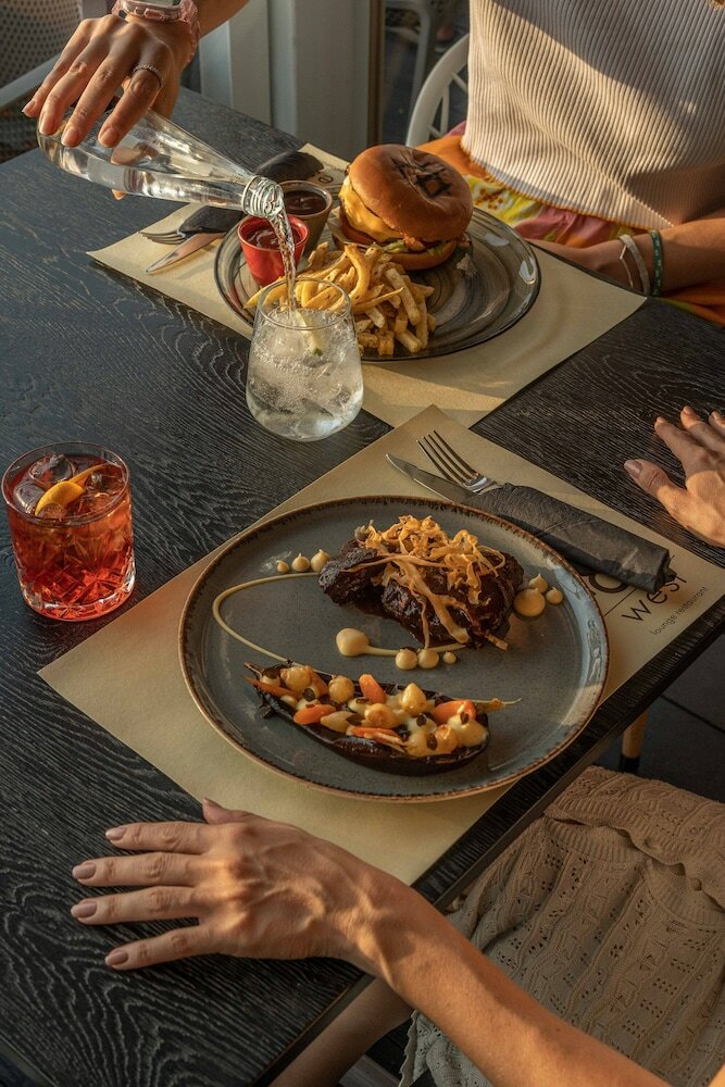 Фото Acropolis Select Hotel