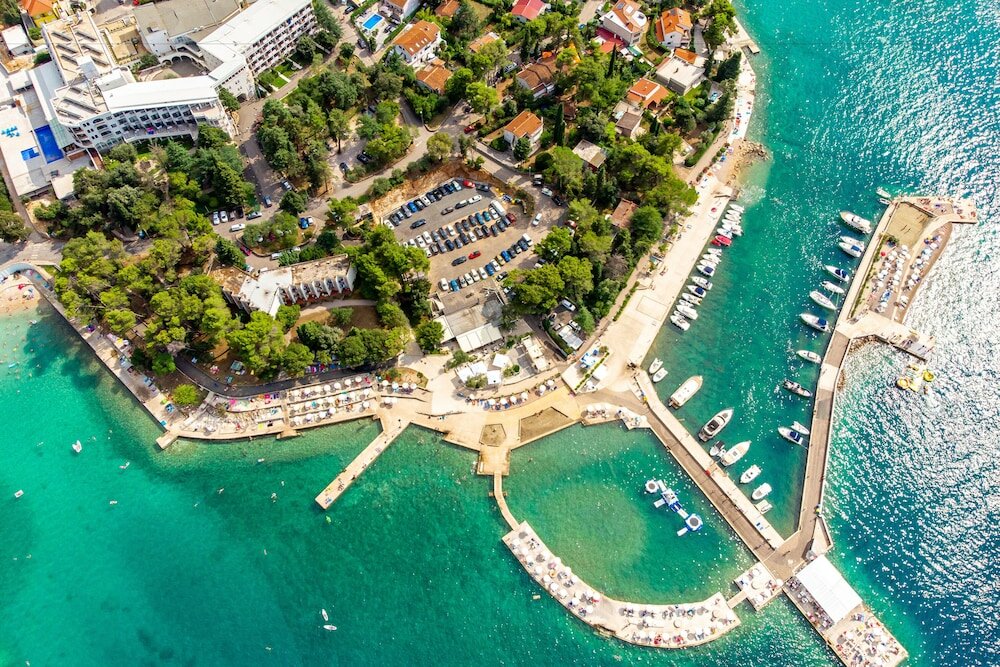 Фото Hotel Malin