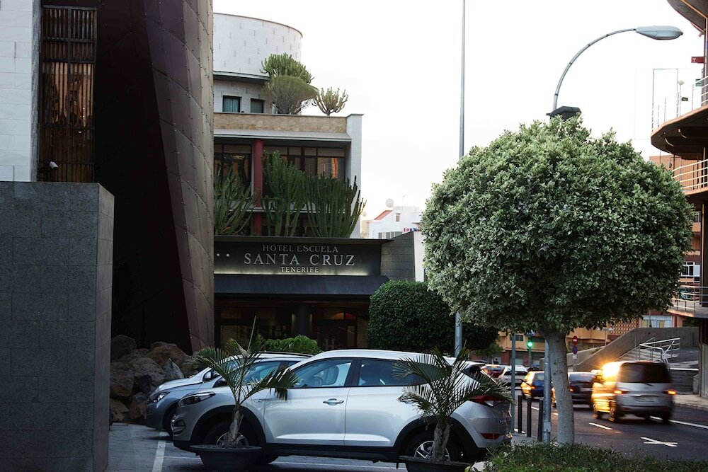 Фото Hotel Escuela Santa Cruz