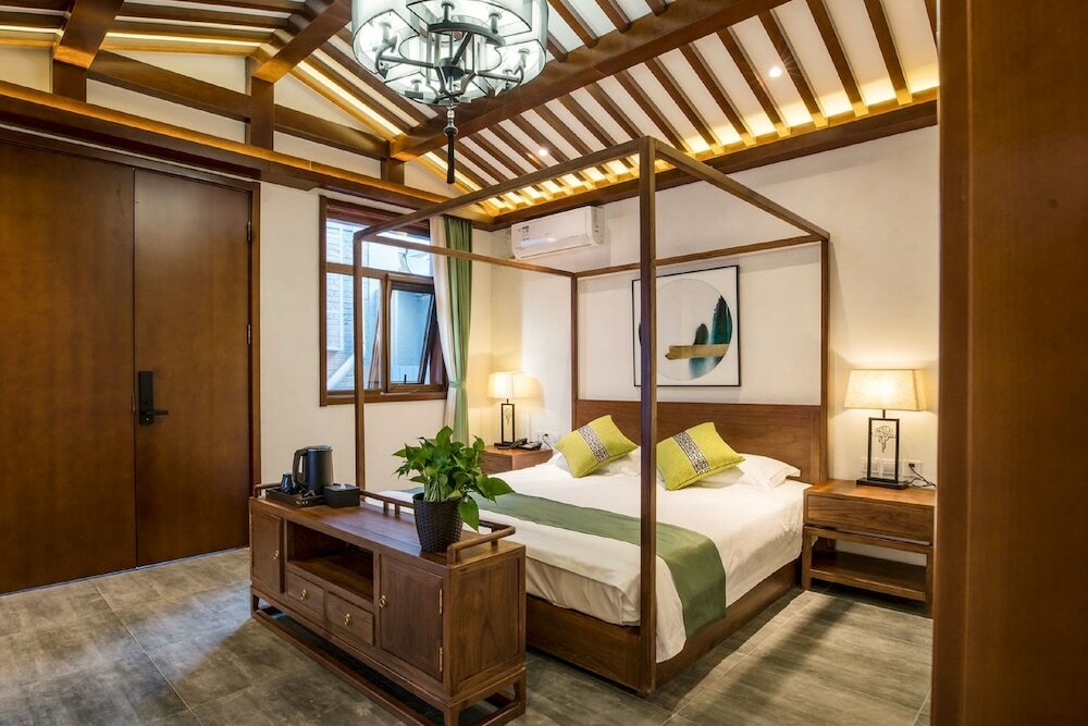 Фото Guipu Courtyard Hotel