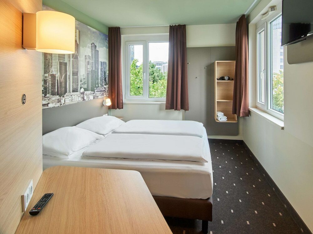 Фото B&b Hotel Frankfurt West