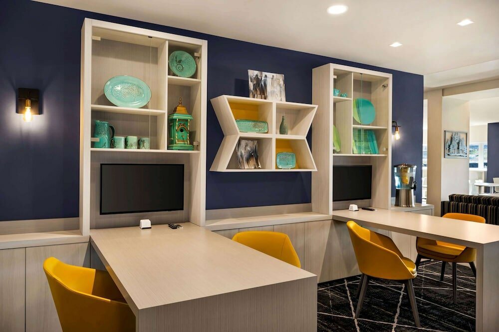 Фото Microtel Inn & Suites by Wyndham Aurora