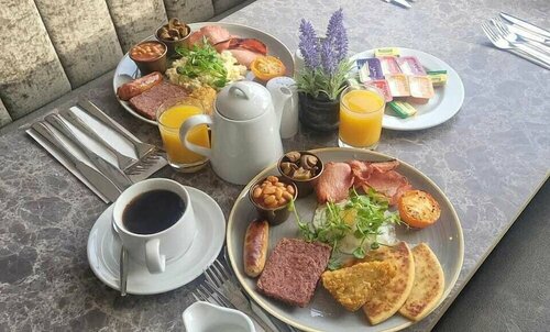 Внешний вид отеля Kings Park Hotel в Ратерглене, фото 5