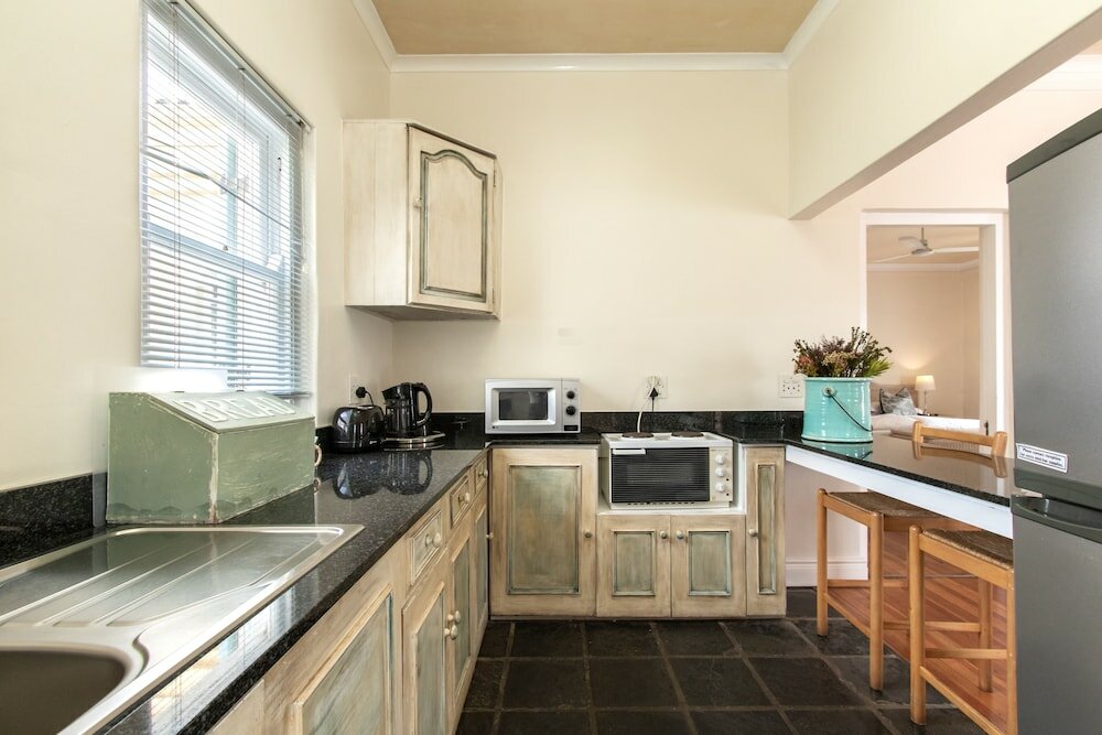 Фото Auberge Burgundy Guest House