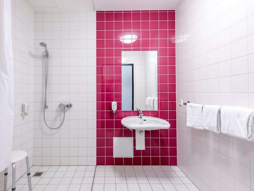 Фото B&b Hotel München City-Nord