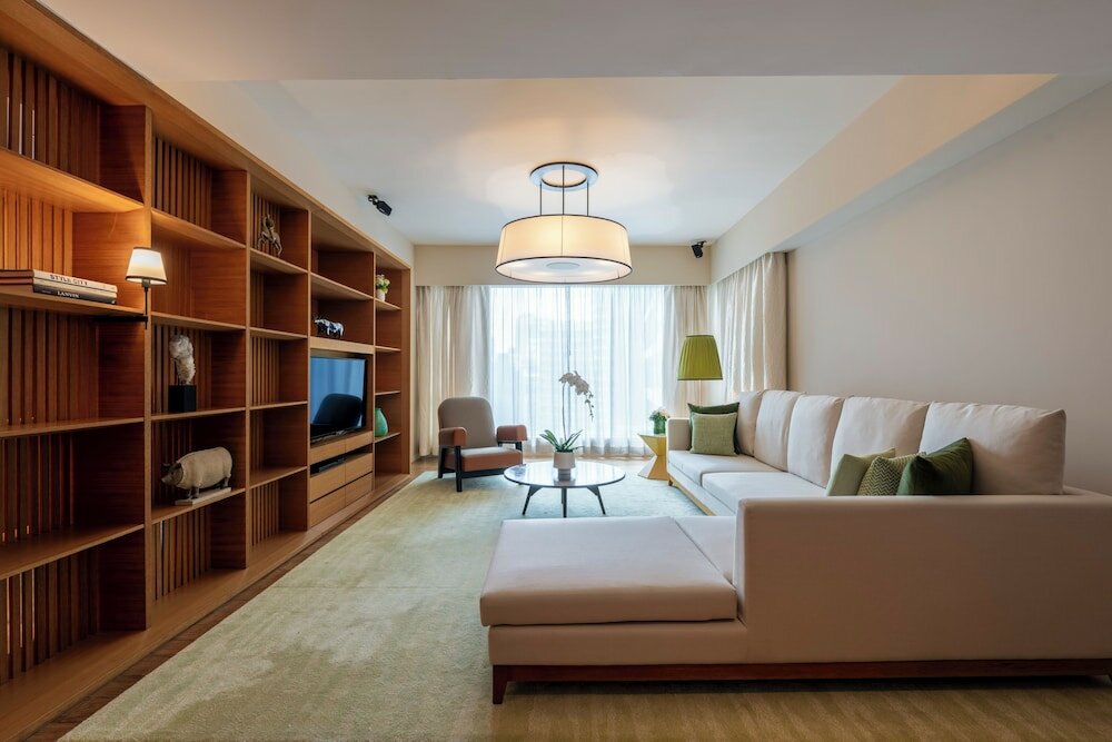 Фото Lanson Place Bukit Ceylon