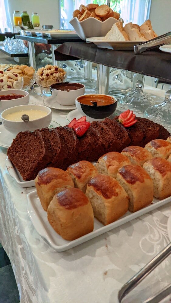 Фото Delcas Hotel